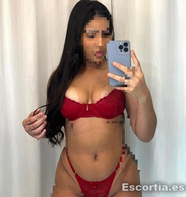 Sara photo 2