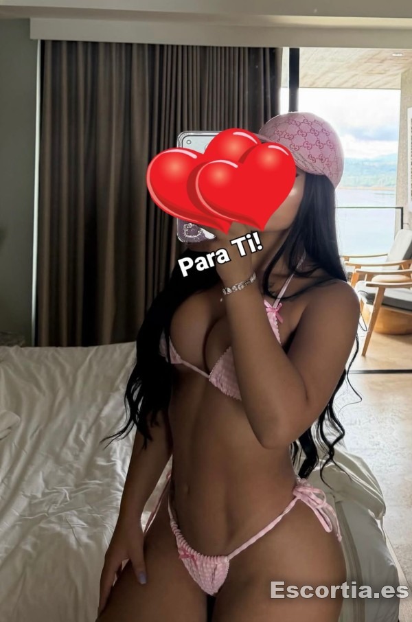 Manuela photo 7