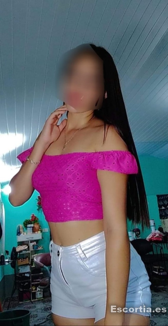 Escort latina 26 photo 3