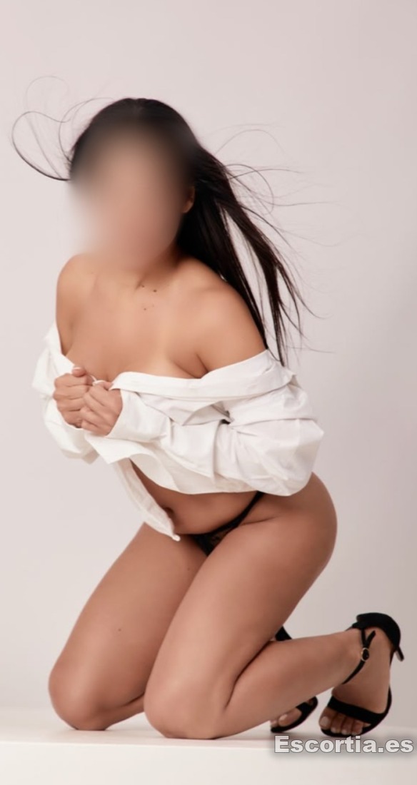Sara photo 2