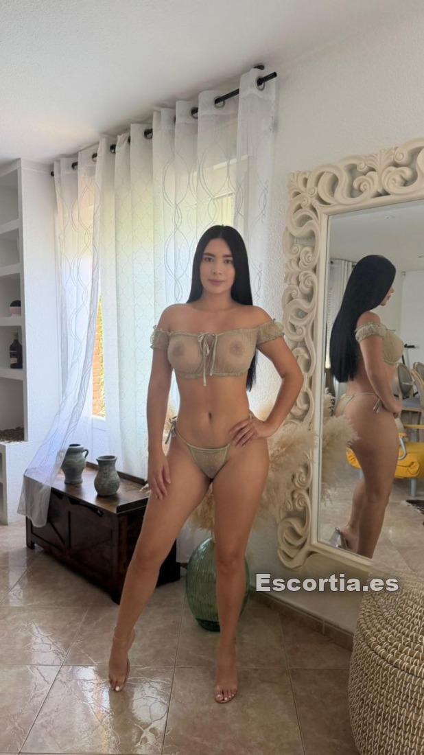 Escort colombiana 20 photo 4