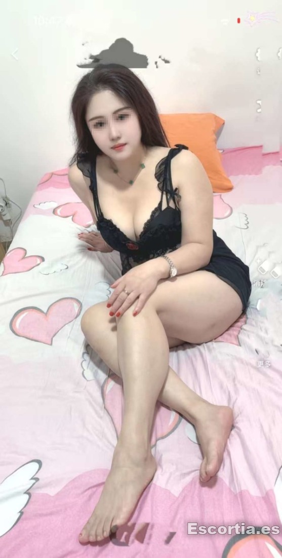 Escort latina 19 photo 6