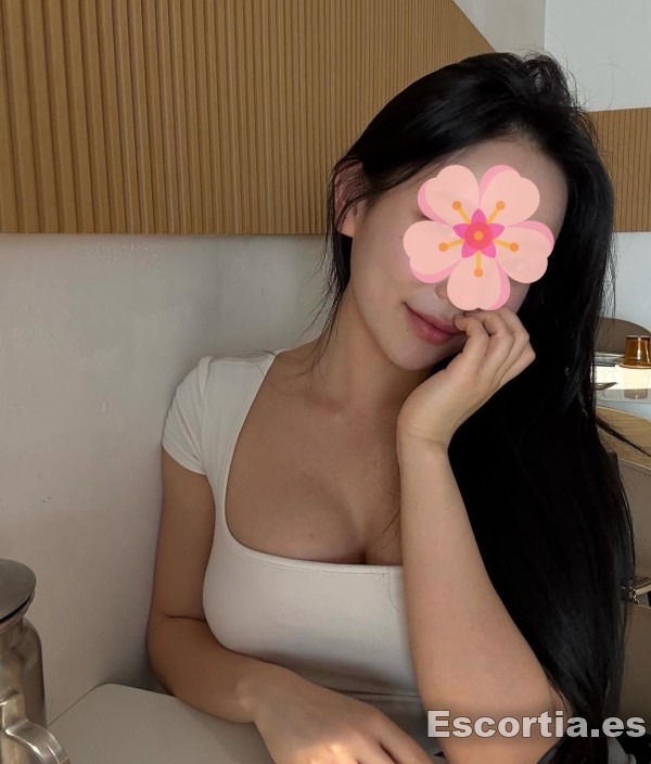 Lily photo 3