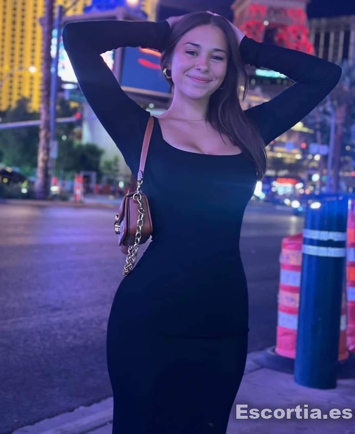 Vanessa photo 4