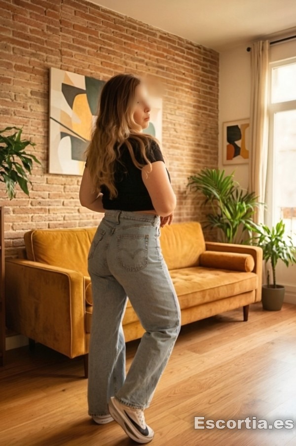Bianca photo 6