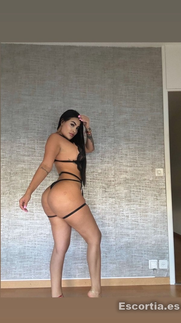 Eva photo 2