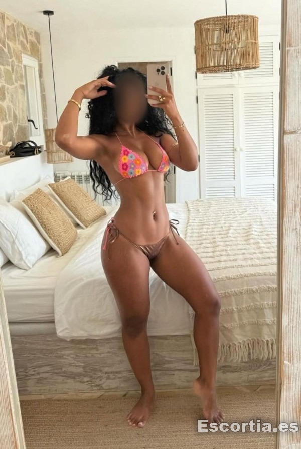 Lauri escort Barcelona