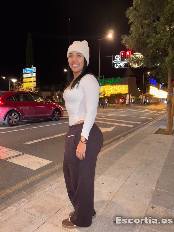 Escort venezolana 23 photo 4