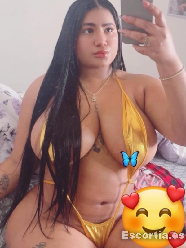 Escort latina 22 photo 6