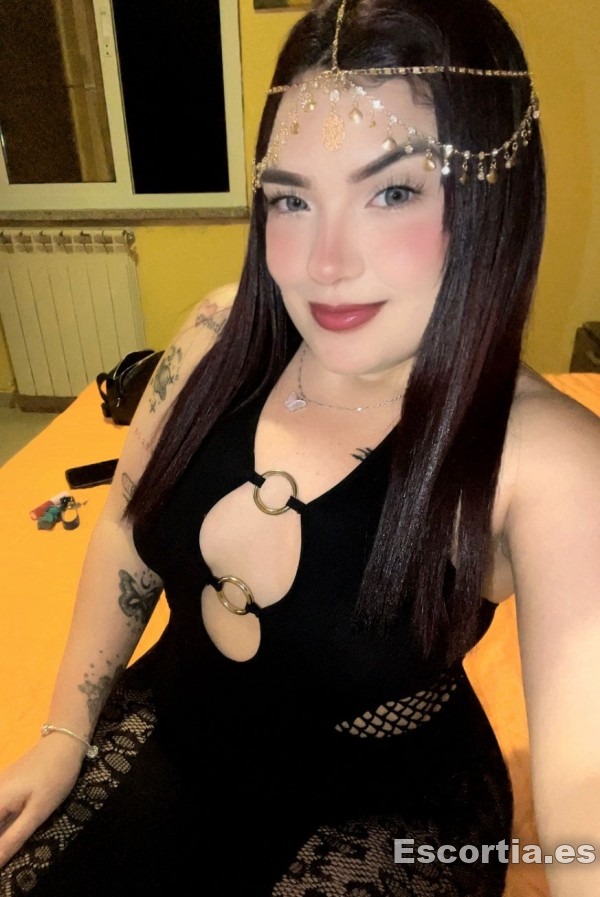 Escort latina 26 photo 3