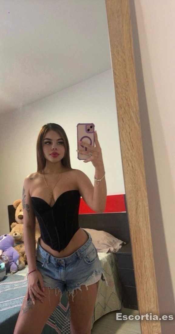 Escort colombiana 19 photo 4