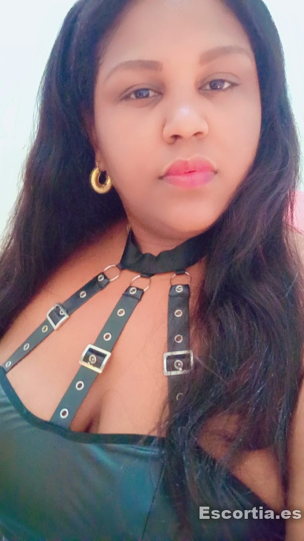 Puta dominicana 28 escort Barcelona