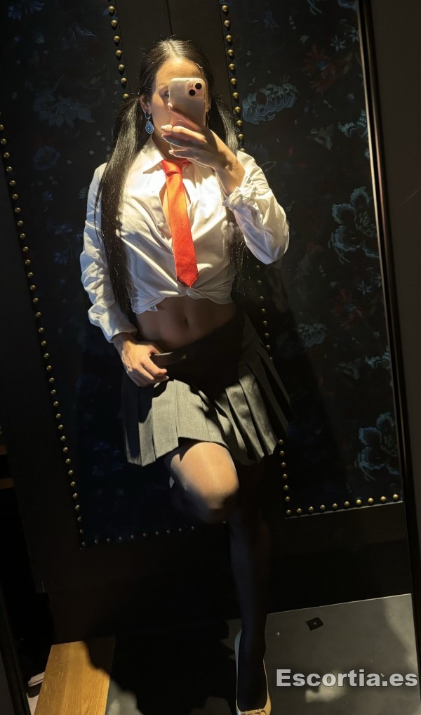 Nathalia photo 8