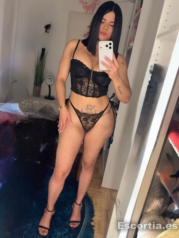 Puta latina 26 escort Madrid