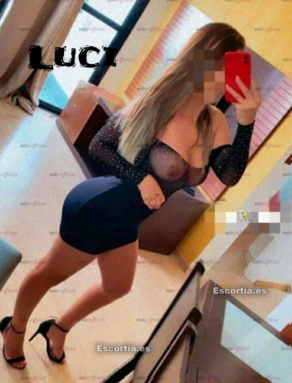 Escort latina 23 photo 2
