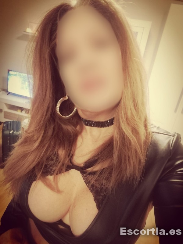 Señorita colombiana 44 escort Barcelona