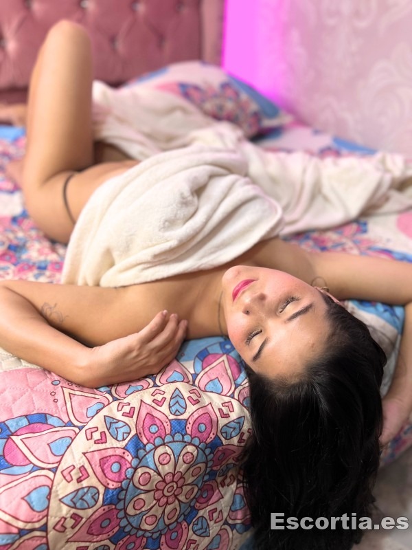 Escort latina 20 photo 4
