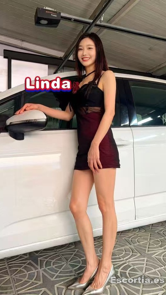 Señorita china 25 escort Madrid
