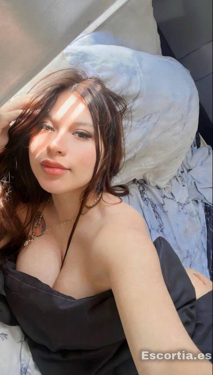 Escort colombiana 24 escort Valladolid