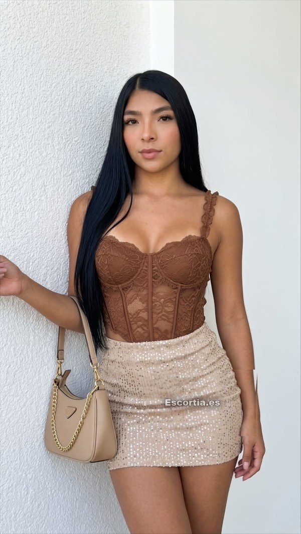 Escort latina 20 photo 3