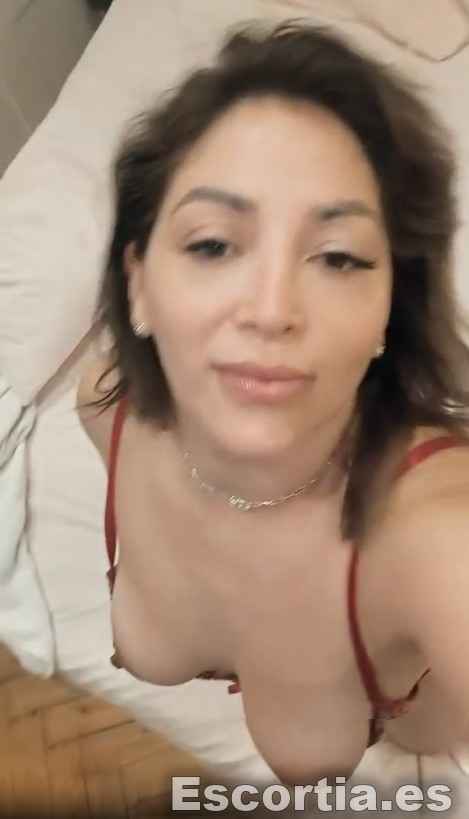 Señorita latina 30 photo 3