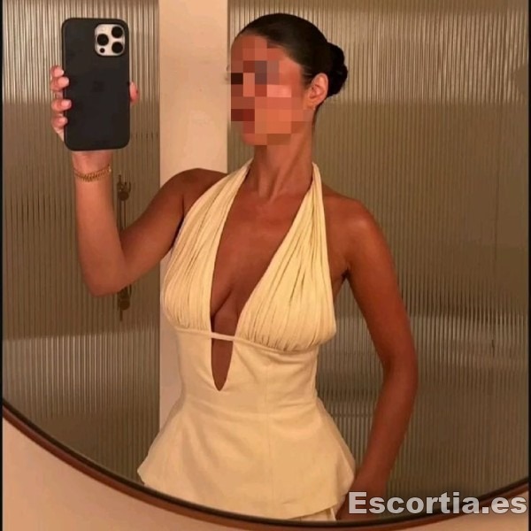 Chanel escort Alicante