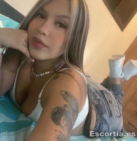 Escort colombiana 23 photo 2