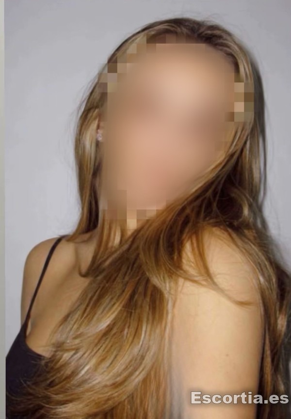 Martina photo 4