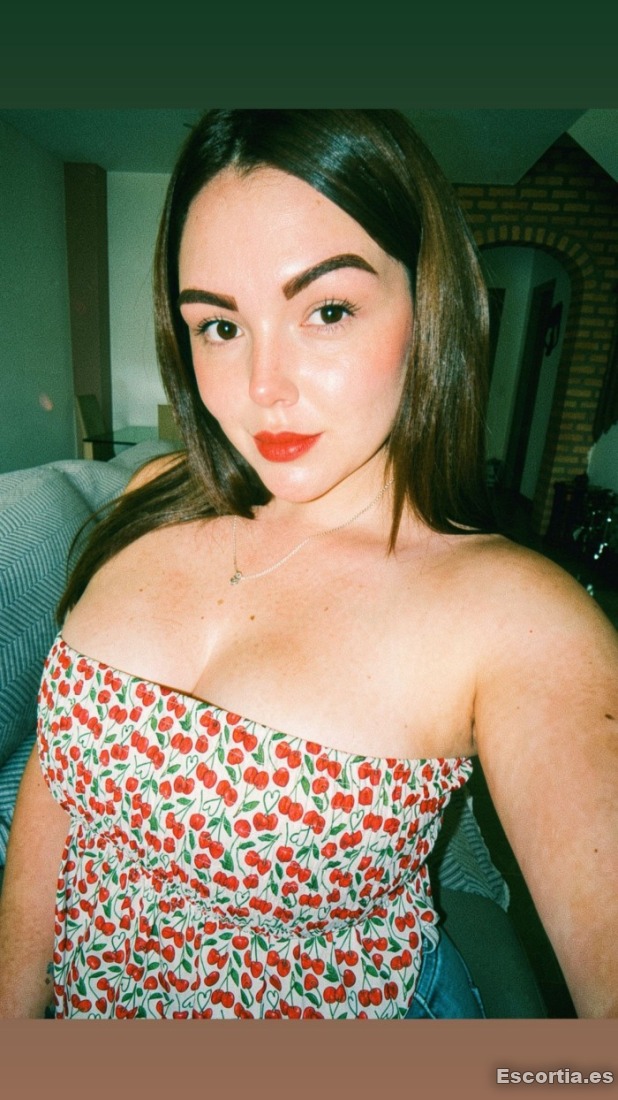 Escort latina 26 photo 5