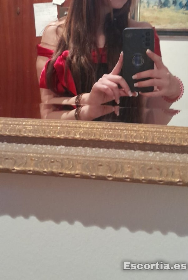Rebeca photo 4