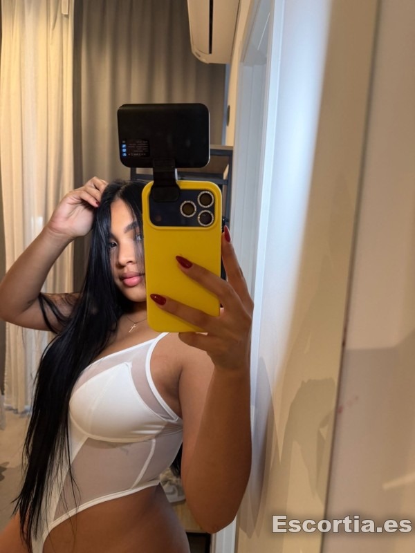 Señorita latina 23 photo 2