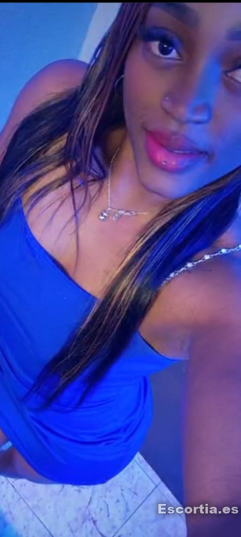 Mia photo 6