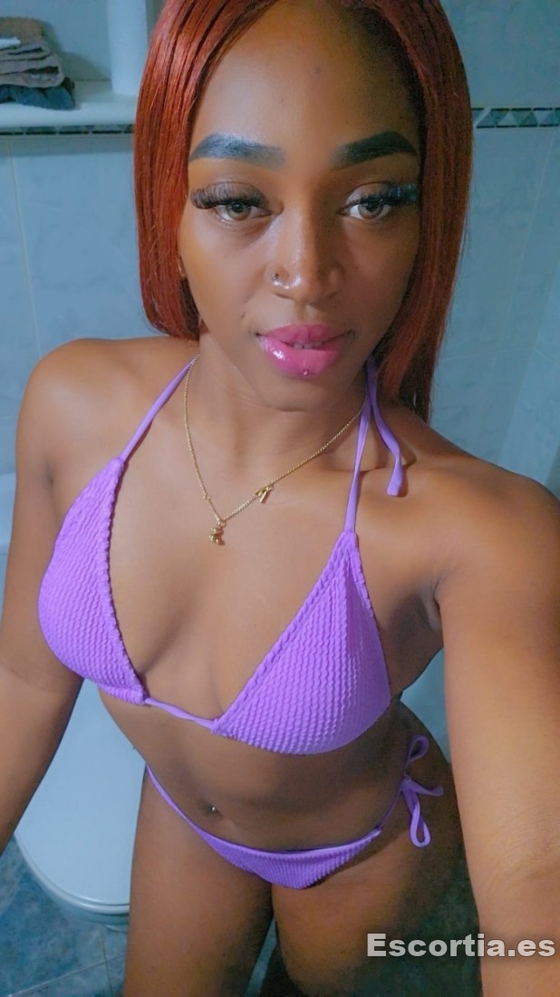 Mia photo 8