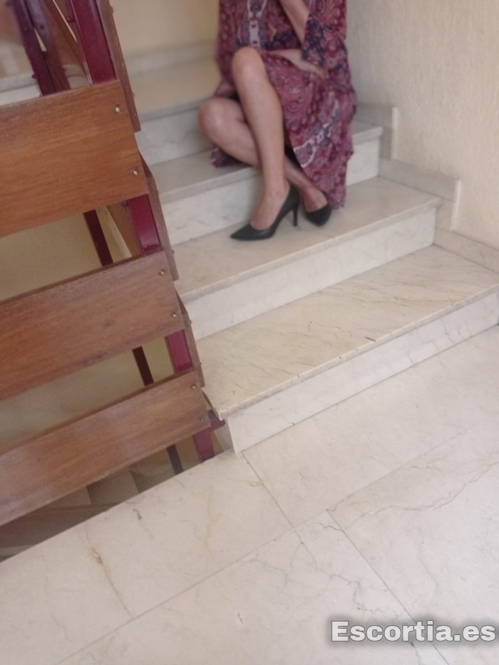 Puta latina 60 photo 3