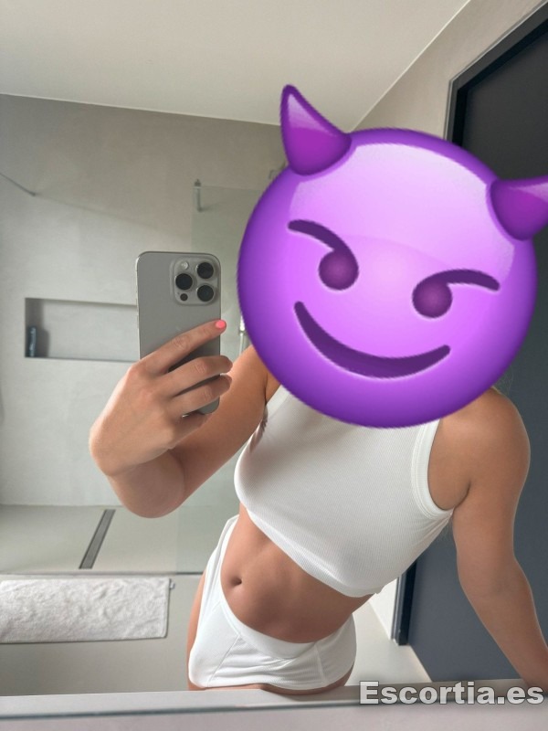 Travesti latina 26 escort Murcia