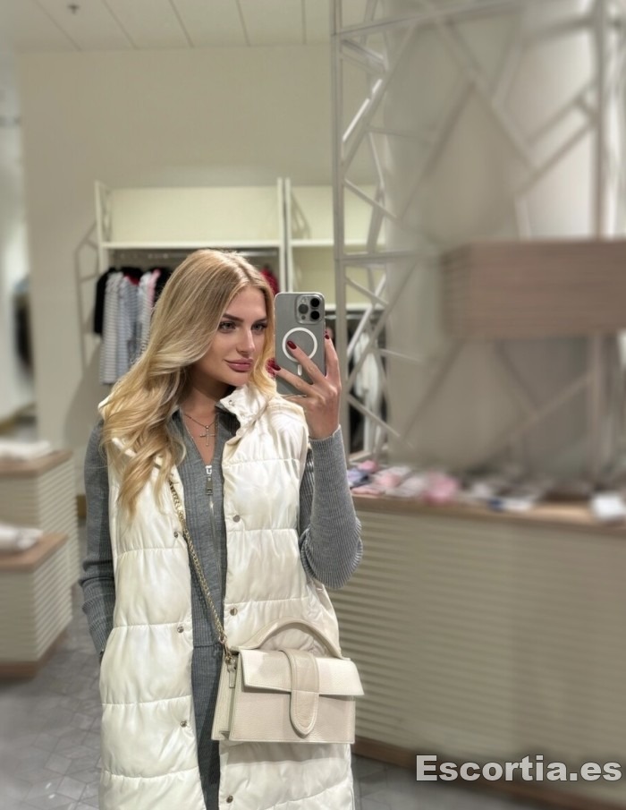 Milana photo 5