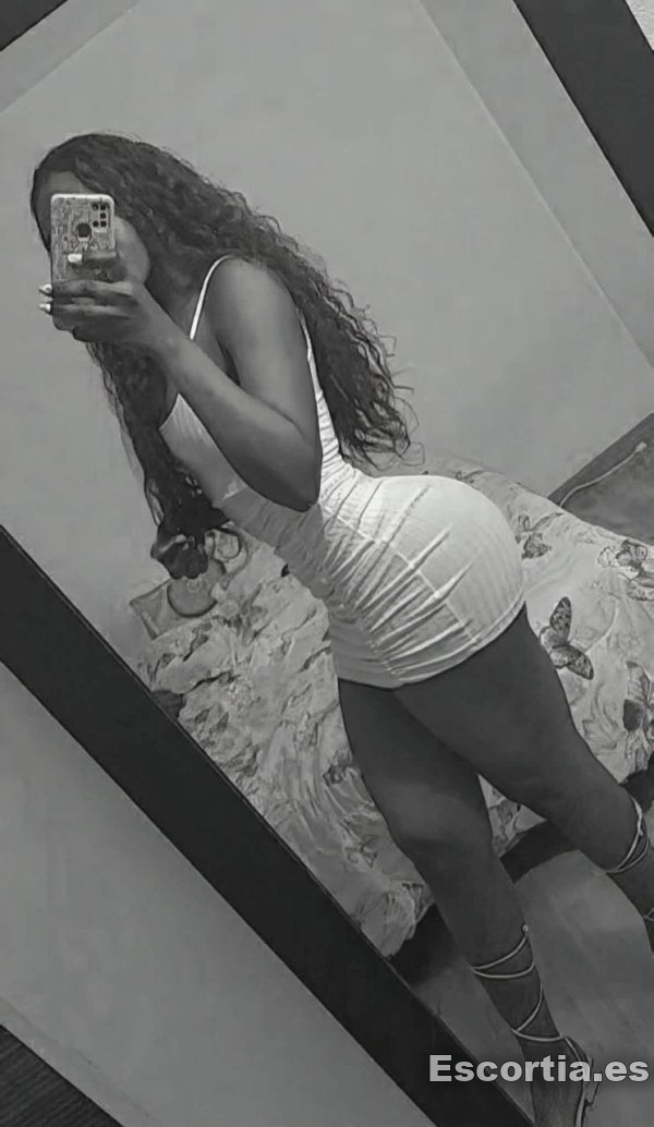 Nahomy photo 10