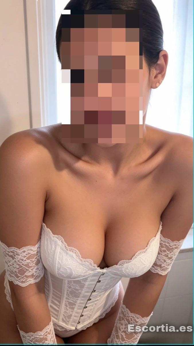 Señorita costarricense 21 escort Murcia