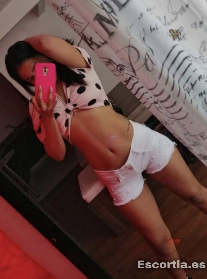 Sara photo 2