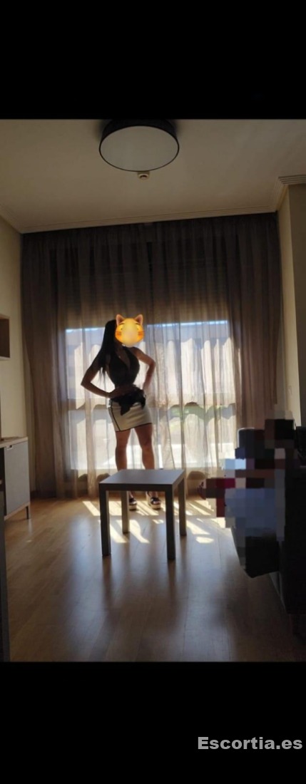 Escort latina 27 photo 4