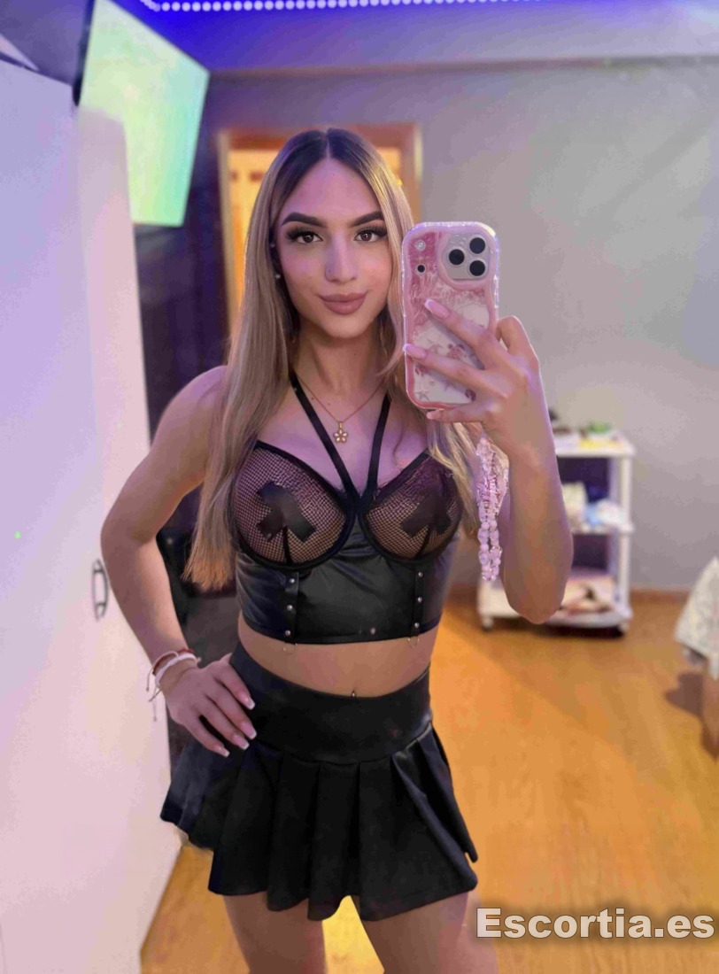 Alejandra photo 9