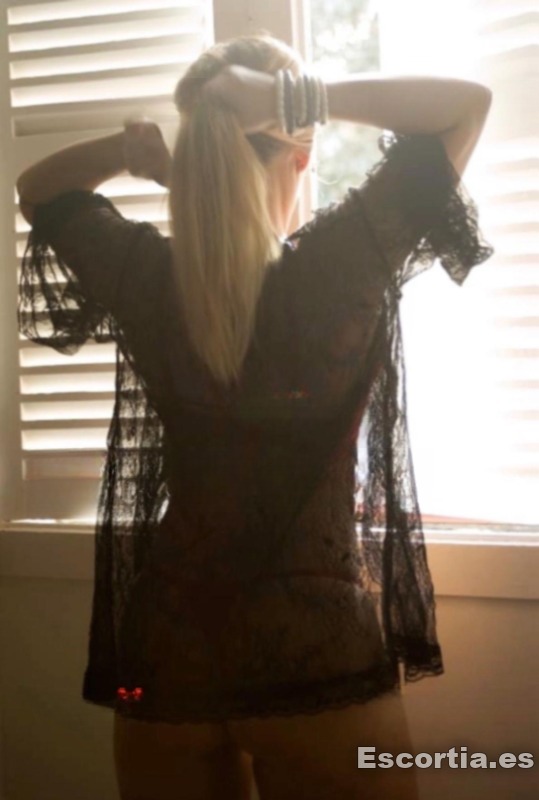 Juliana photo 6
