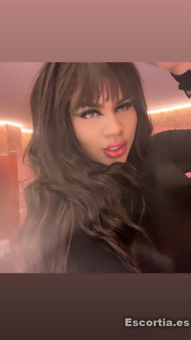 Ambar photo 2