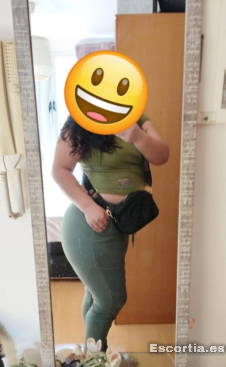 Emma escort Motril
