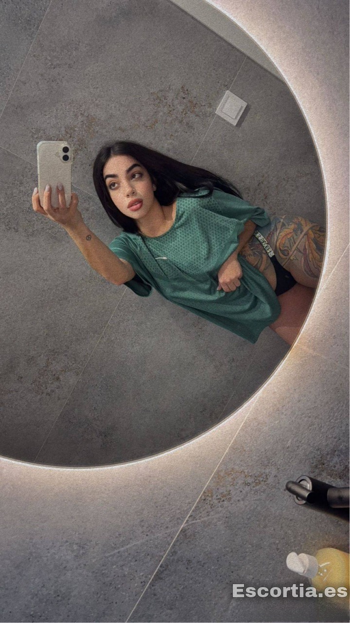Victoria escort Valencia