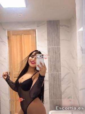 Catalina escort Alzira