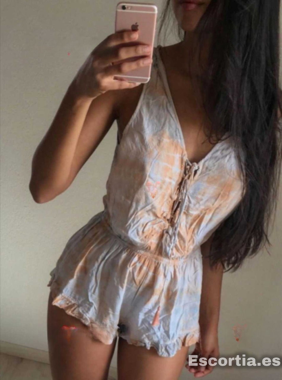 Valentina escort Manresa