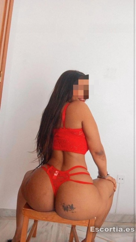 Mia photo 4