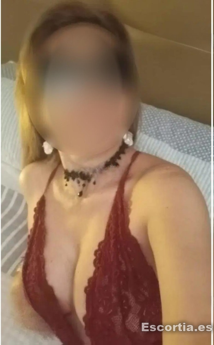 Laura escort Logroño
