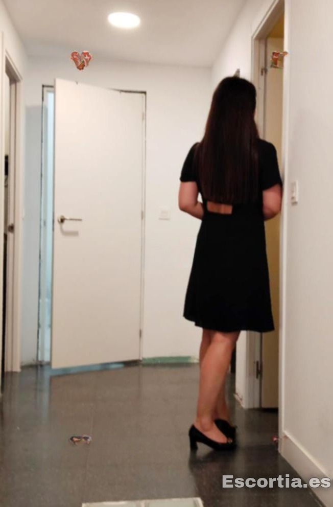 Señorita 26 escort Estepona